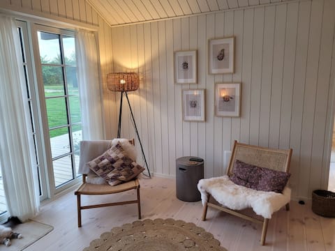 Popular Airbnb listing: Peaceful summerhouse close to the beach in Odsherred