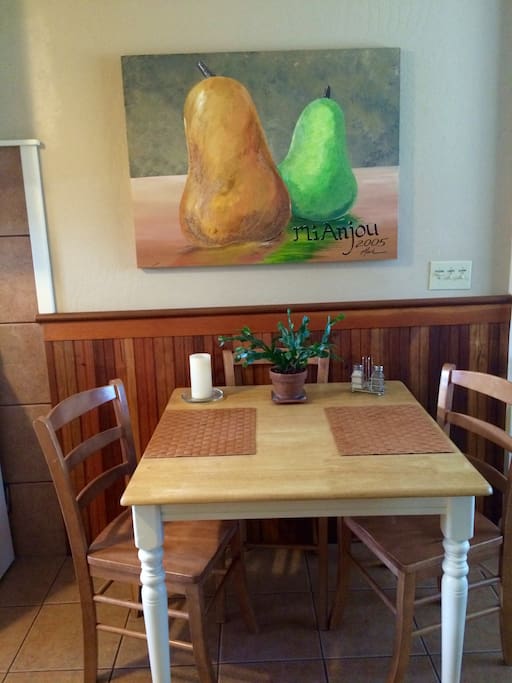 Dining table with 4 chairs (2 pictured)