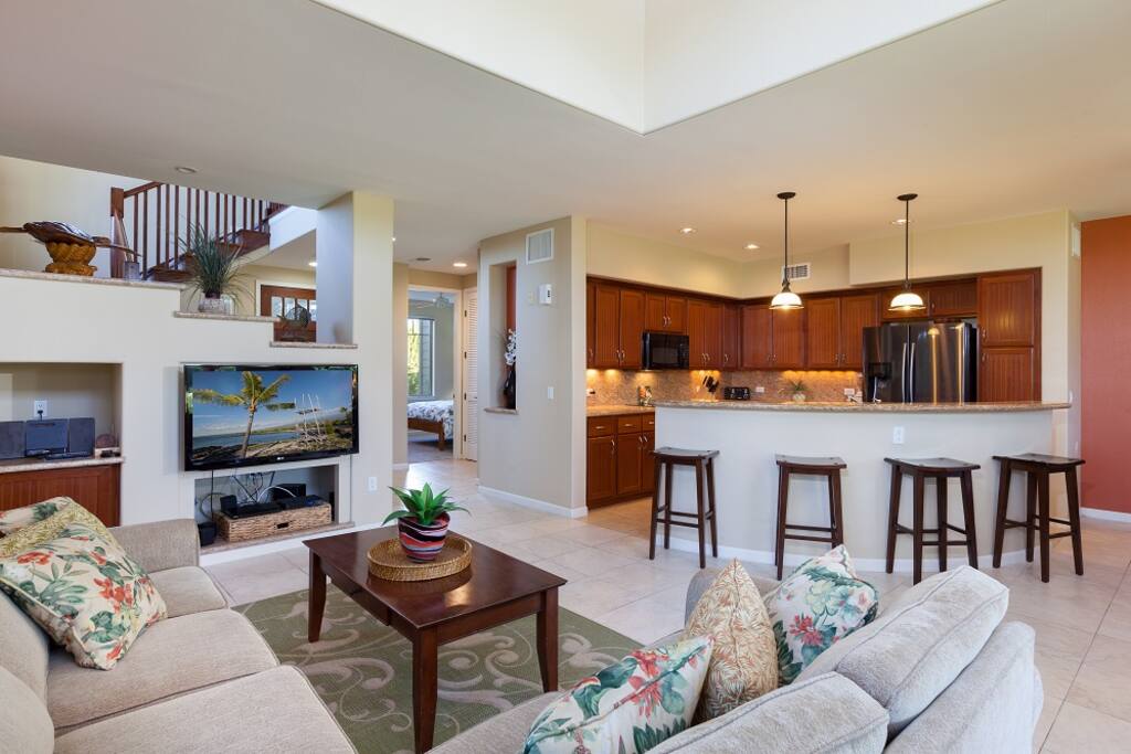 Living room to kitchen