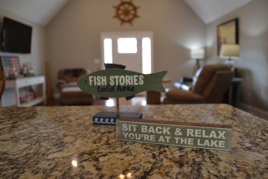 Sit back and relax, your at the beautiful Cordell Hull Lake. You will love your time on the lake.