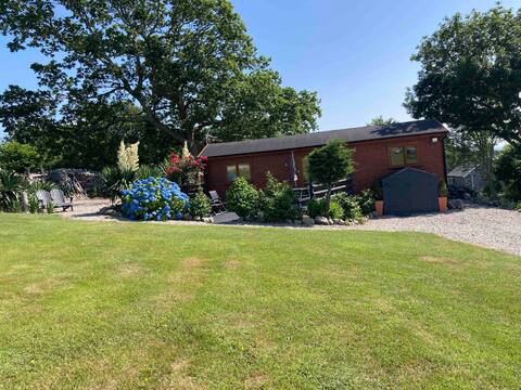 The Lodge, Dyffryn Ardudwy(sea views)