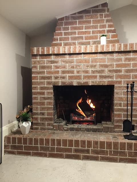 Popular Airbnb listing: The Cosy Bungalow at the Port. in Portarlington
