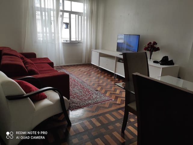 Copacabana – Rio de Janeiro 3 quartos sala Ampla