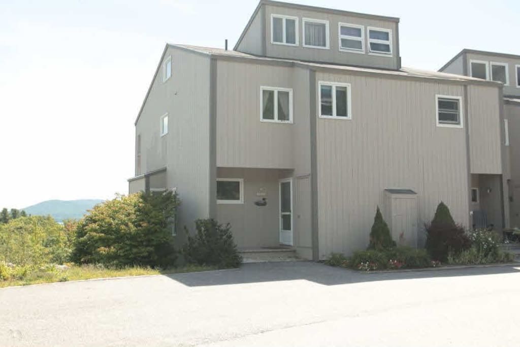 End unit townhouse for added privacy and parking