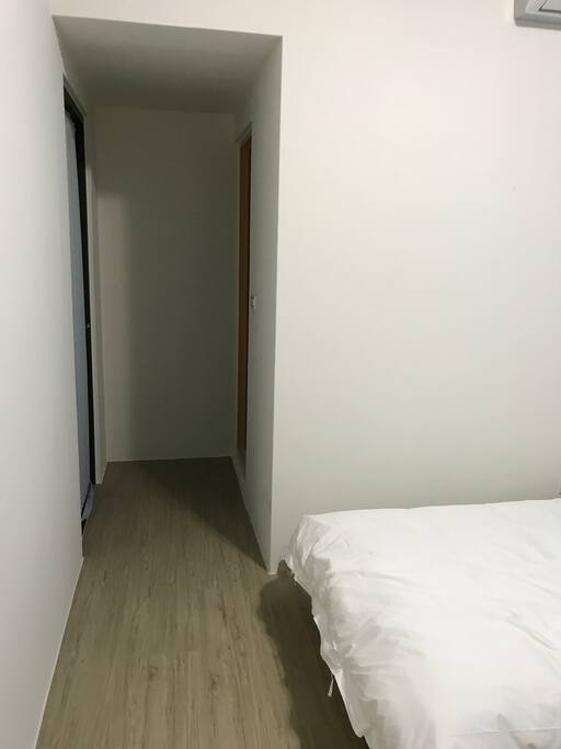 Entrance of the in-room bathroom
私有衛浴入口