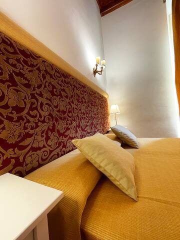 Pellegrino 62. Amazing flat in the center of Rome gallery image 4