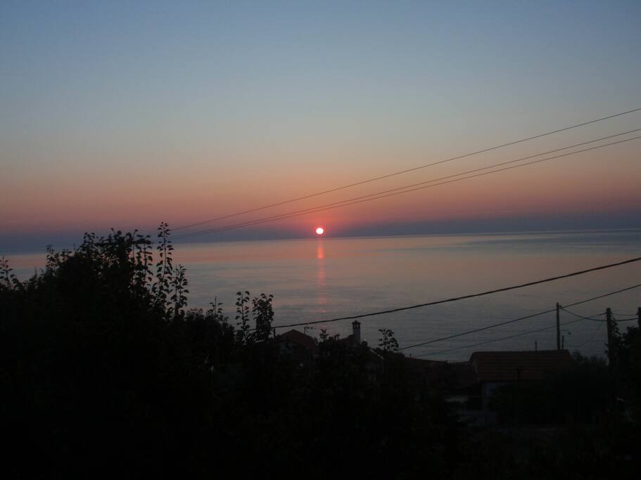 ΑΝΑΤΟΛΗ ΗΛΙΟΥ