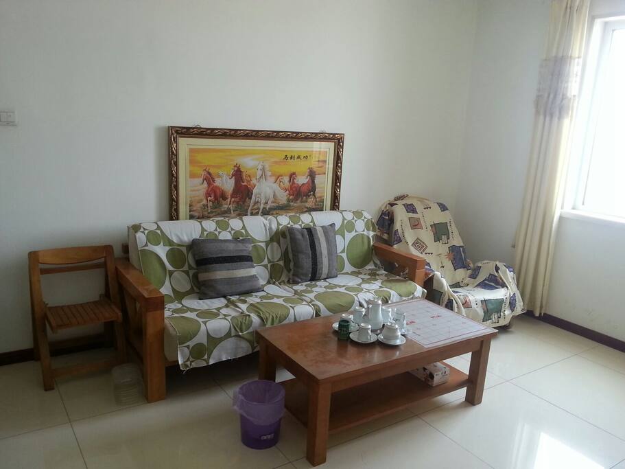 sofa will be the fifth one's bed.