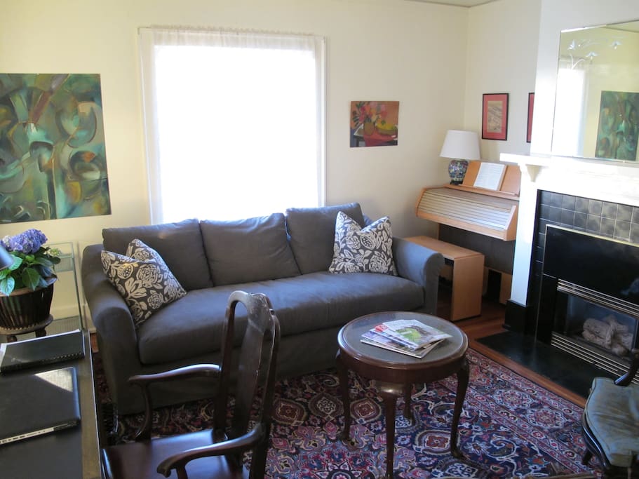 Organ and piano available
