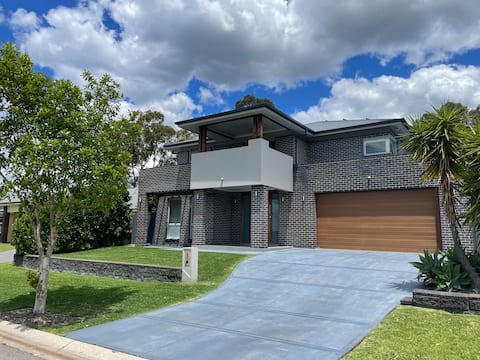 Dream House Hunter Valley - Pool•4 Ensuites•Luxury