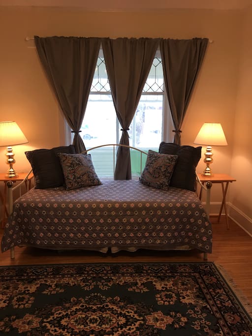 Twin daybed with trundle