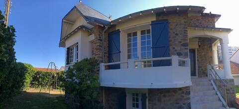cute house 100m from the beach