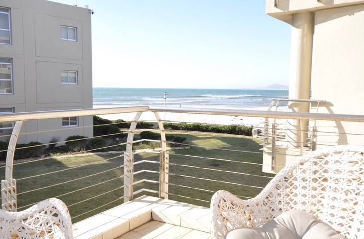 Home away from Home – Cape Town Beach gallery image 2