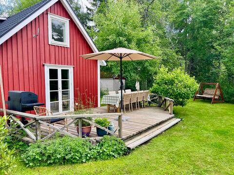 Family-friendly cottage in southern Småland