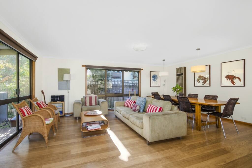 Living area number 1