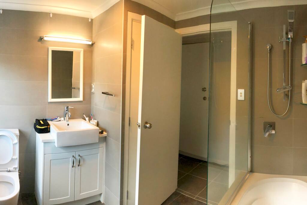 Bathroom downstairs