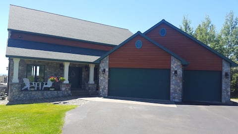 Lake Front North Shore Suite with a Superior View