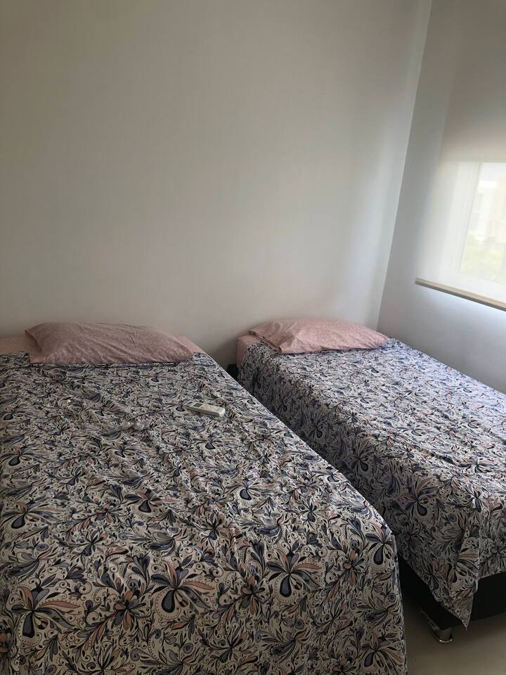 غرفة النوم 2