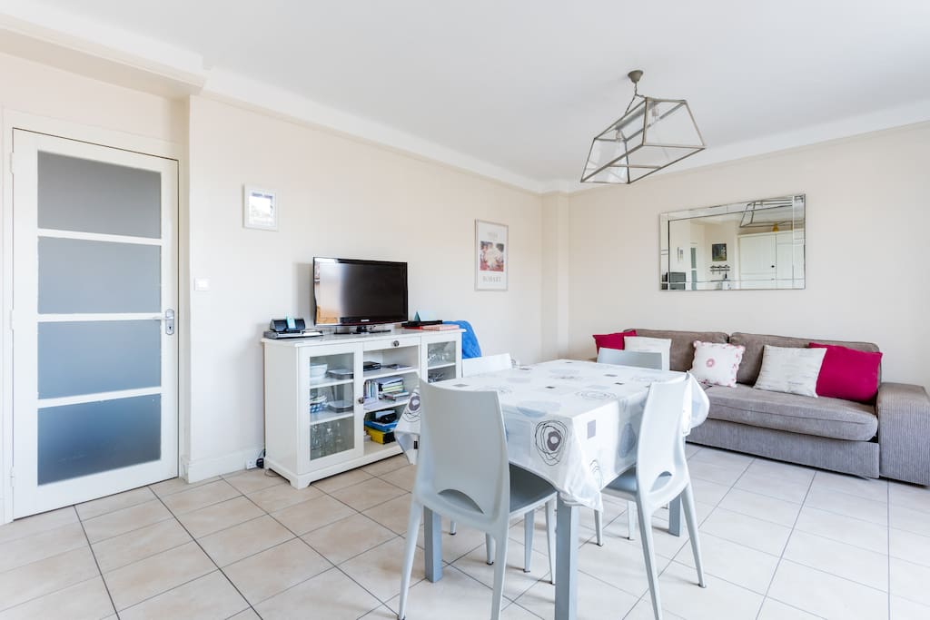 Large Bright Dining Area