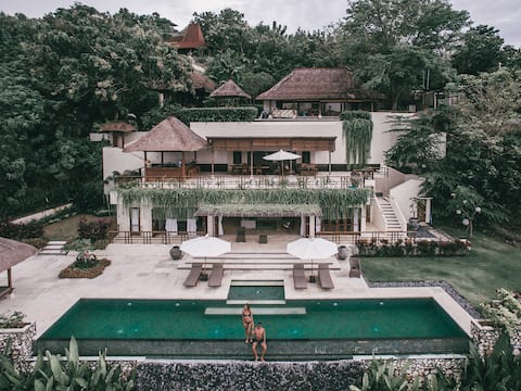 Villa Bayu, Uluwatu, full staff luxury estate