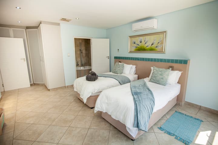 Panorama zadná spálňa - izba 9