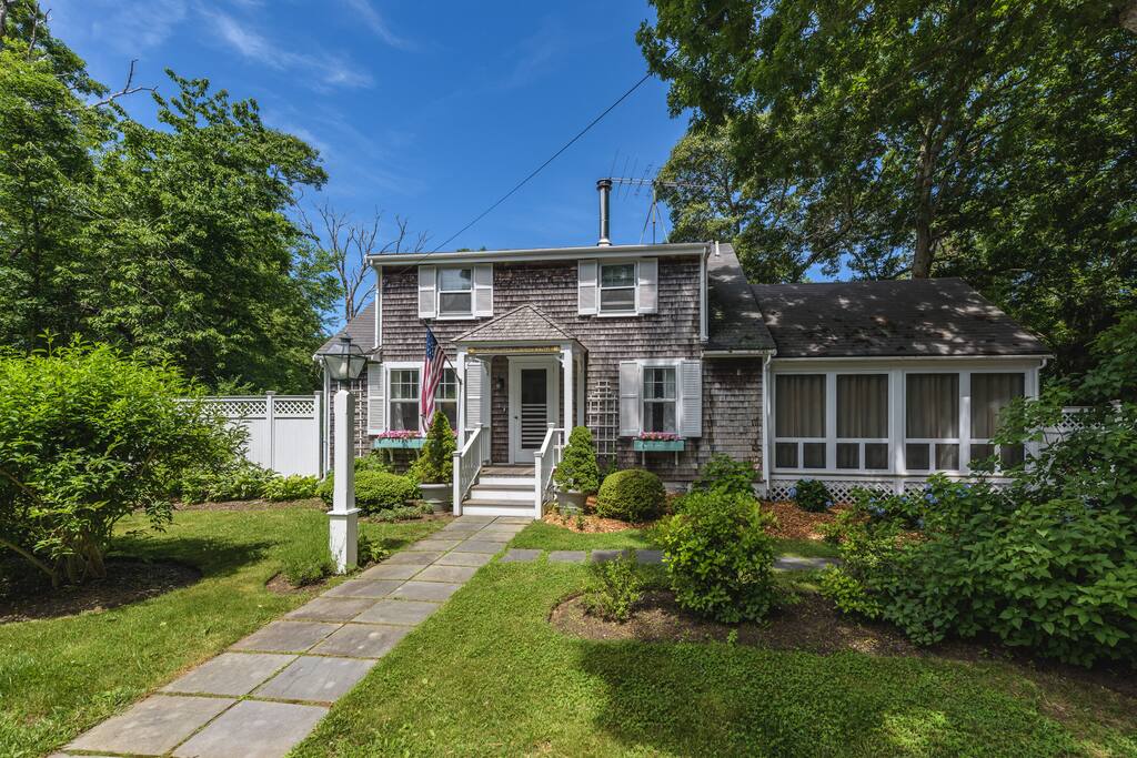 Front of house