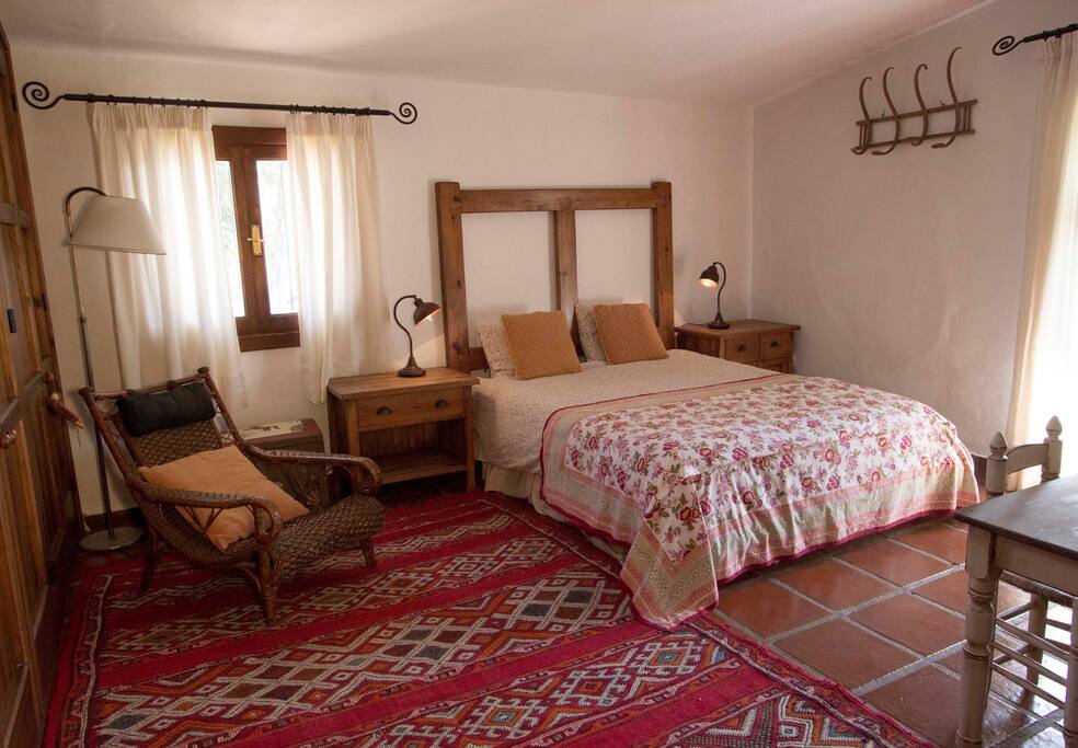 habitación doble/suite con balcón y baño privado