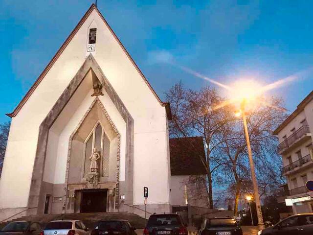 Quiet location charming outdoor space 8 people gallery image 4