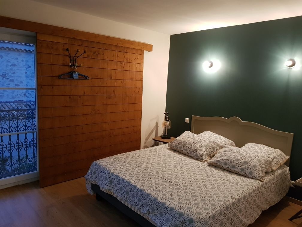 საძინებელი 1