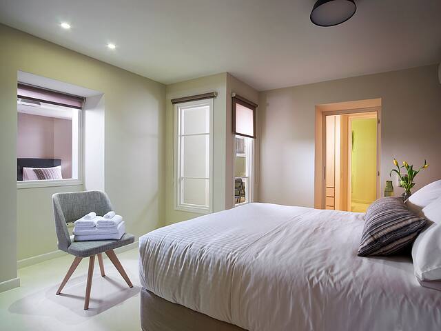 Thiseio 1915 – Erato & Aegle gallery image 4