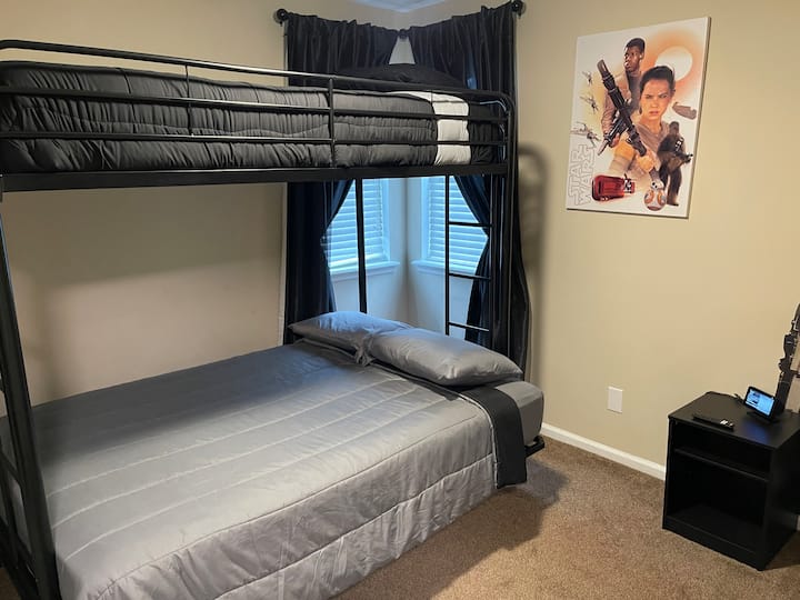 Მაღლა საძინებელი 3