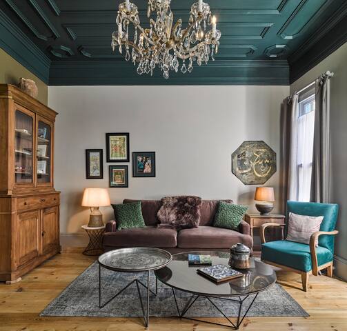 Historic Palace with Amazing View of Golden Horn gallery image 3