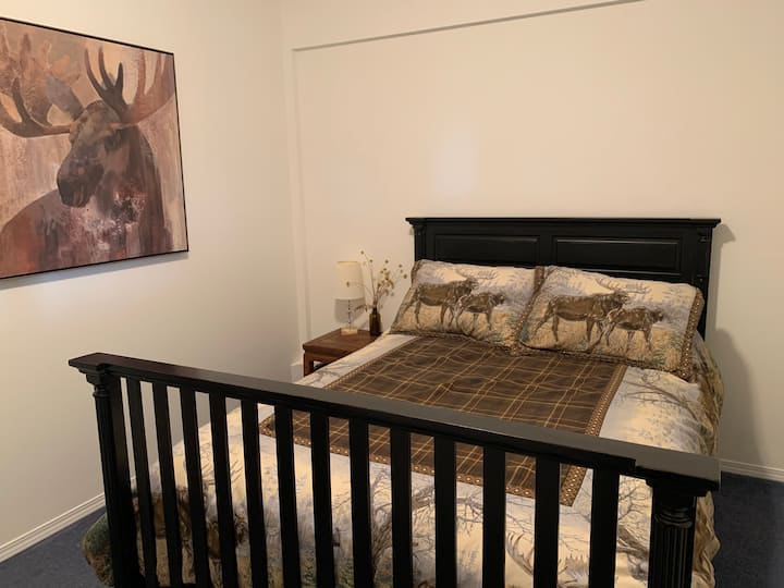 Dhomë gjumi në bodrum 1 (dopio)