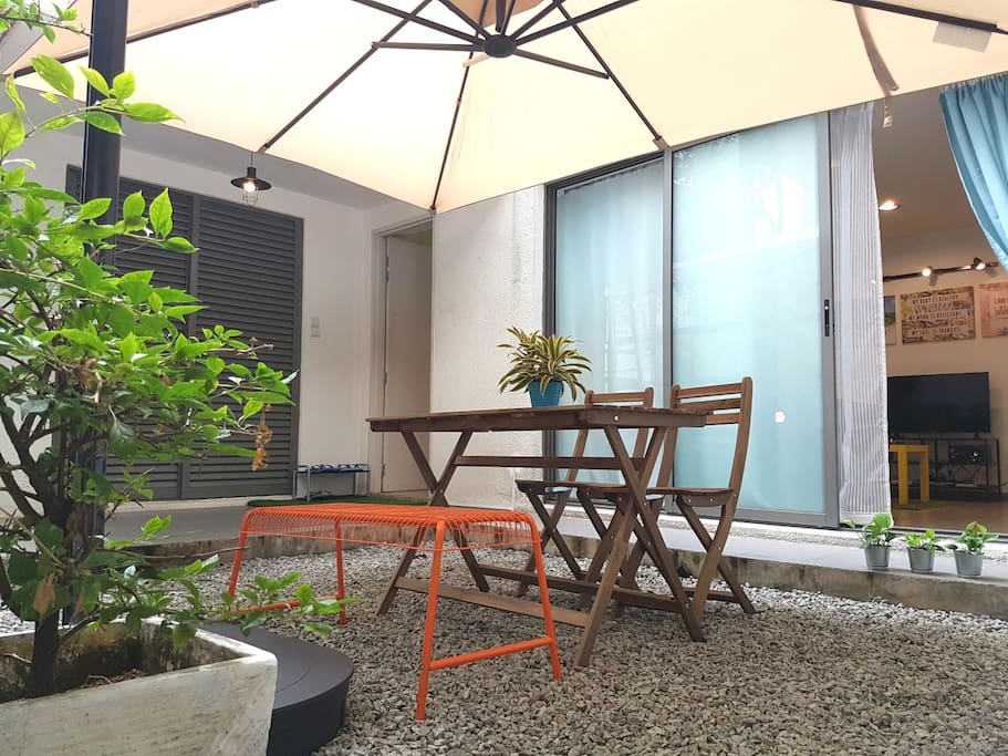 Grab some coffee or tea... hangout at our homely private garden