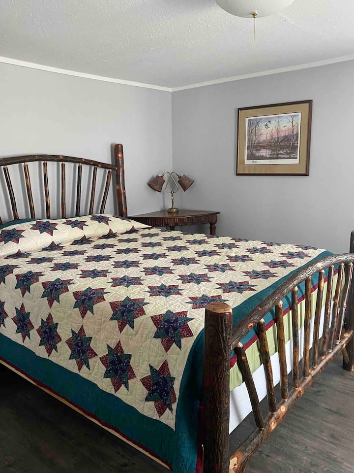 საძინებელი 1