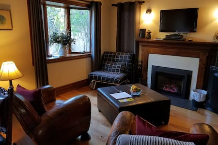 Beautiful Venice Beach Home Oasis