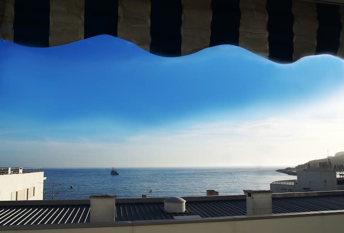 Sunny Balcony - Beach - Central Sesimbra