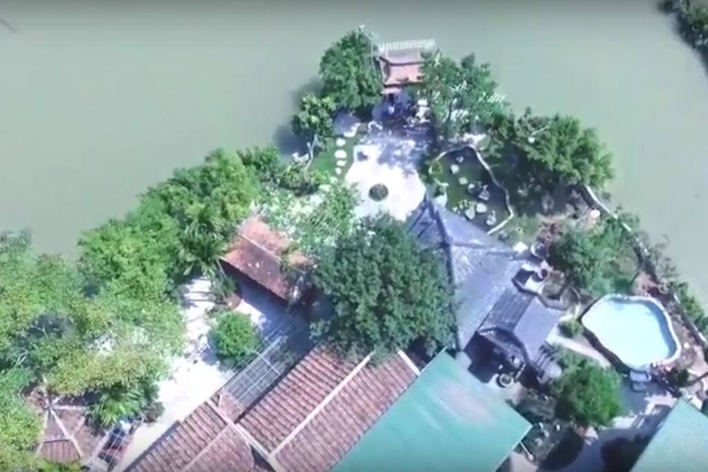 Overview of the Countryside Villa surrounding river 2