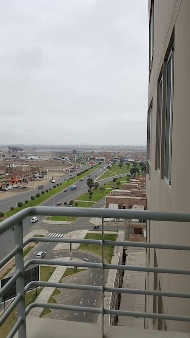 great view to lima and airport .stores