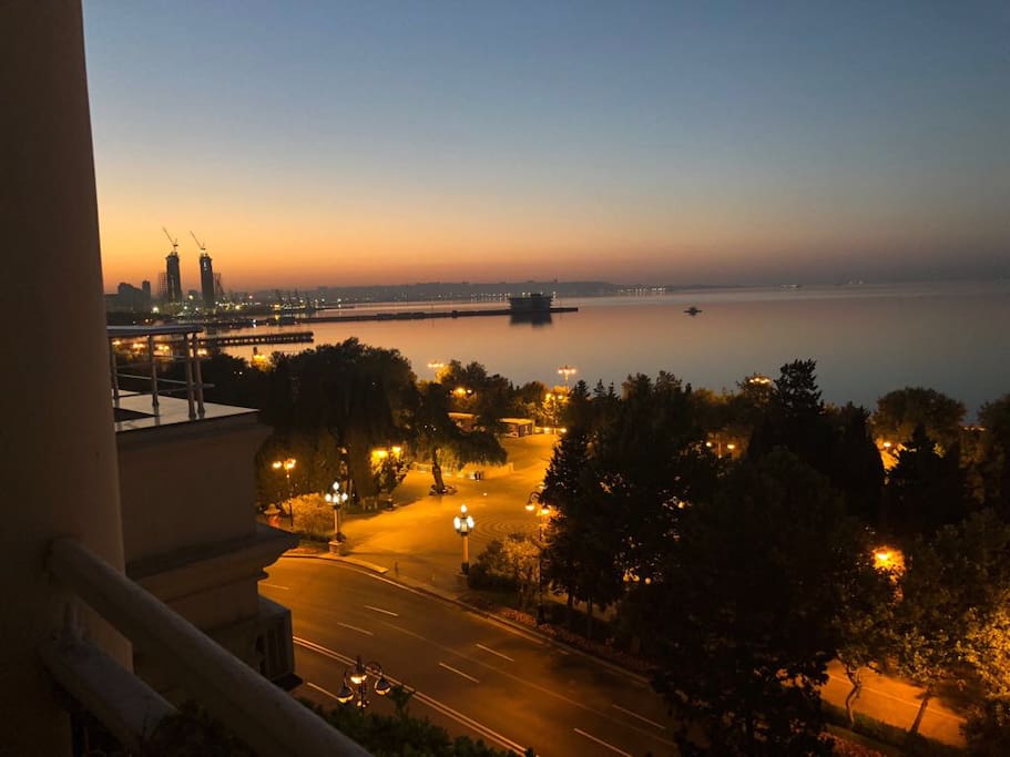 Рассвет .Вид из балкона