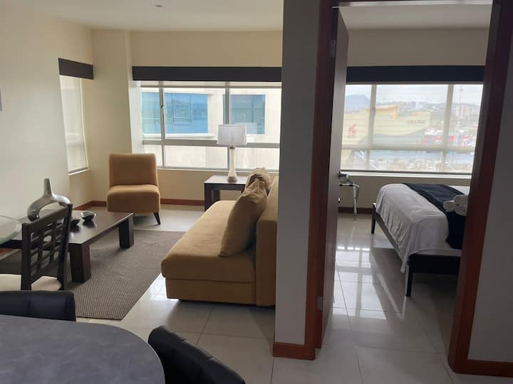 Luxurious apartment 705, Torre del Sol, parking and close