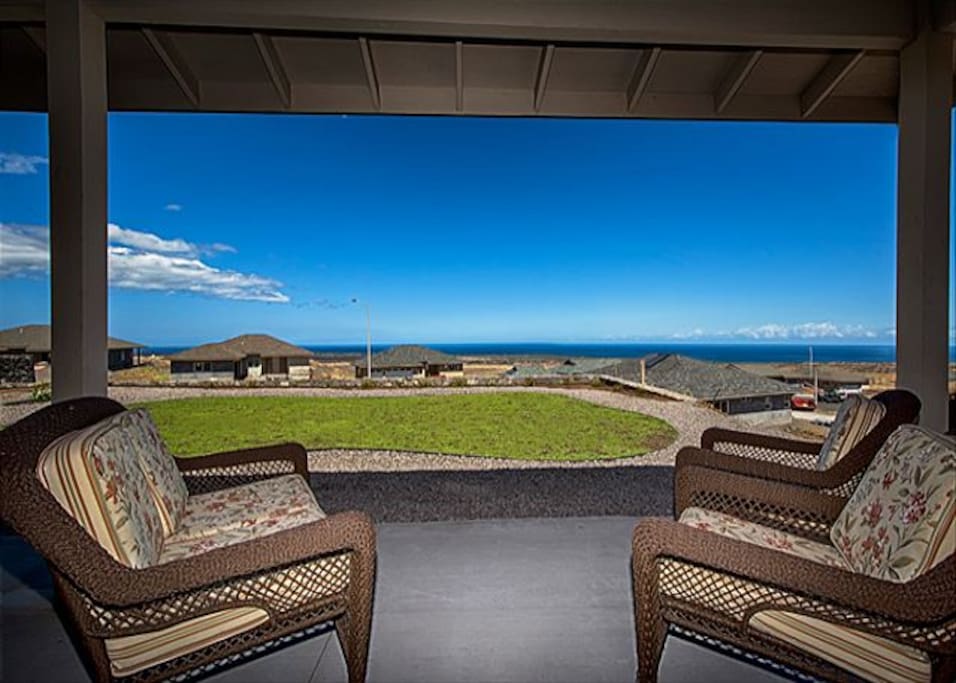 Relax and Enjoy Great Ocean Views!