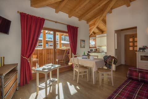 Popular Airbnb listing: Les Viles V1 V2 V9 in Badia