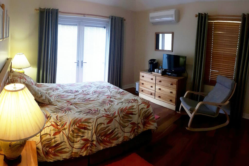 queen bed