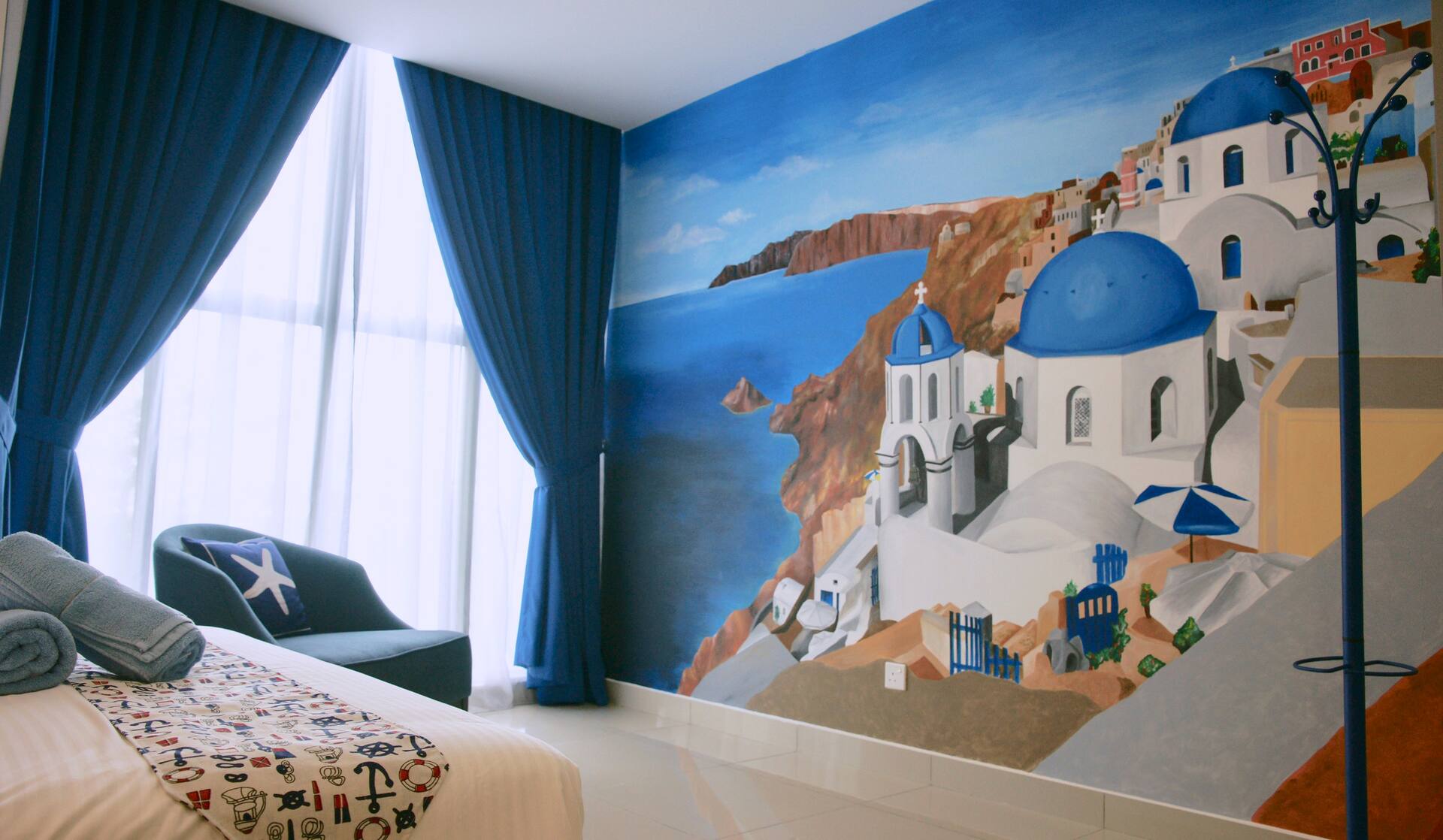 GreeceArtHouse@3Elements-2mins to Farm in the city