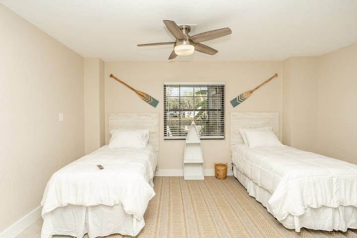 Spavaća soba 3 Dvokrevetna kreveta