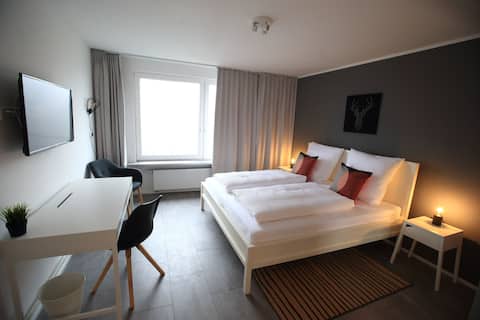 Top Airbnb: 1Step2AllCities House&Garden Ferienhaus 94m2 in Wuppertal