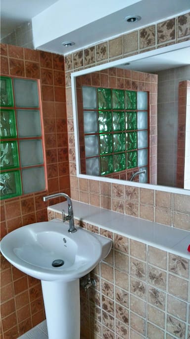 Shared bath room