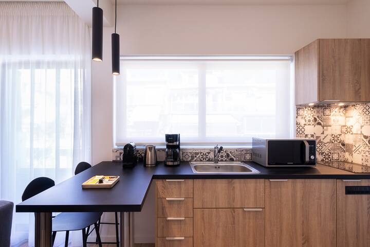 Family 2BDR apartment with balcony, near Syntagma gallery image 3