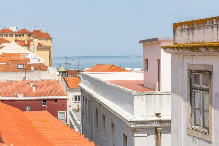 Idyllic Alfama Apartments, by the River gallery image 3